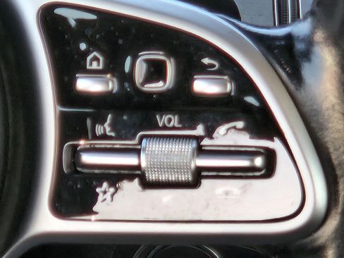 Used 2020 Mercedes-Benz GLE 350 GLE 350 image 16