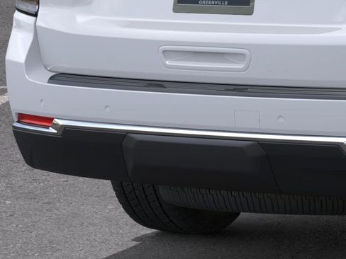 New 2026 Chevrolet Suburban LS RWD image 38