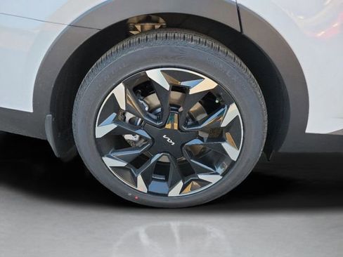 New 2026 Kia Sorento EX w/ EX Premium Package FWD image 8