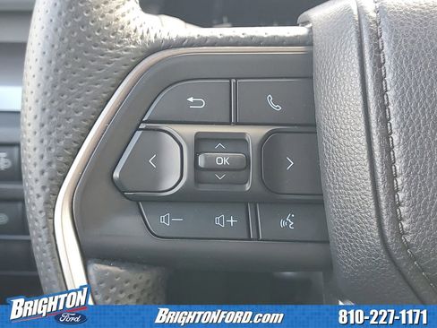 Used 2025 Toyota Tacoma TRD Sport image 17