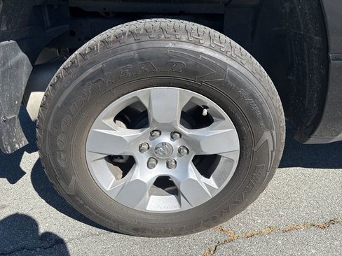 Used 2023 RAM 1500 Big Horn image 10