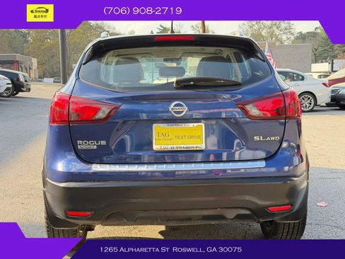 Used 2018 Nissan Rogue Sport SL w/ SL Premium Package AWD/4WD image 5