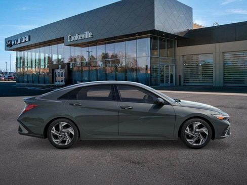 New 2026 Hyundai Elantra SEL Sport Premium w/ Cargo Package FWD image 7