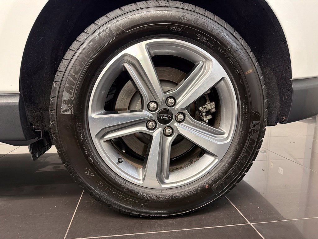 Certified 2024 Ford Edge SEL w/ Convenience Package AWD/4WD image 7
