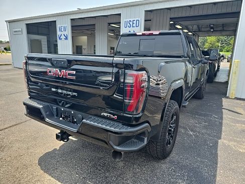 Used 2024 GMC Sierra 3500 AT4 w/ AT4 Premium Plus Package AWD/4WD image 4