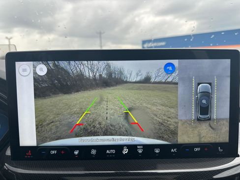 Used 2023 Ford Escape ST-Line Elite w/ Premium Technology Package image 13