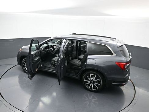 Certified 2022 Honda Pilot Touring image 47