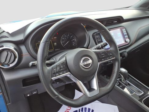 Used 2024 Nissan Kicks SR FWD image 12