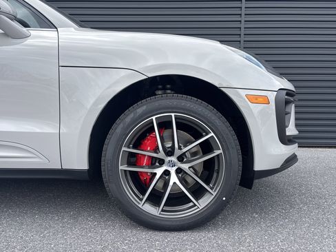 New 2026 Porsche Macan S AWD/4WD image 9