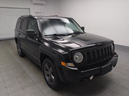 Used 2017 Jeep Patriot Sport w/ Power Value Group AWD/4WD image 13