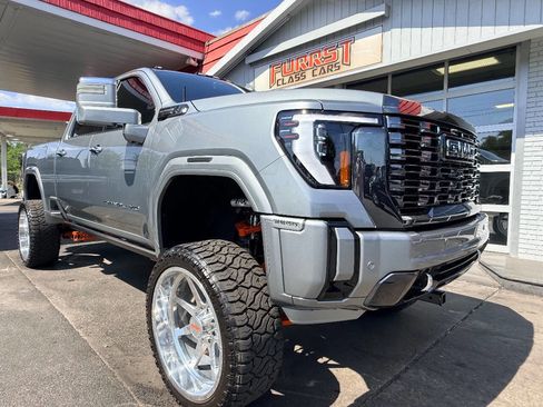 Used 2024 GMC Sierra 2500 Denali Ultimate w/ Max Trailering Package image 20