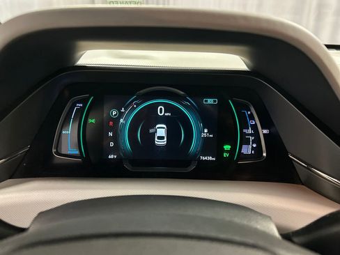 Used 2020 Hyundai Ioniq SEL image 14