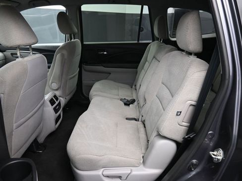 Used 2018 Honda Pilot EX image 21