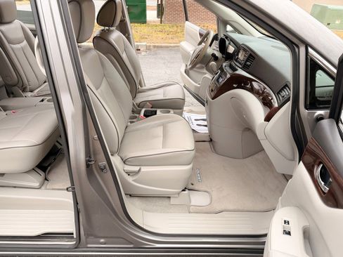 Used 2013 Nissan Quest SL image 18