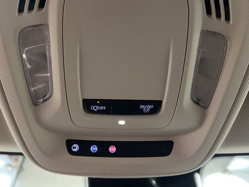 Used 2023 Buick Envision Essence AWD/4WD image 24