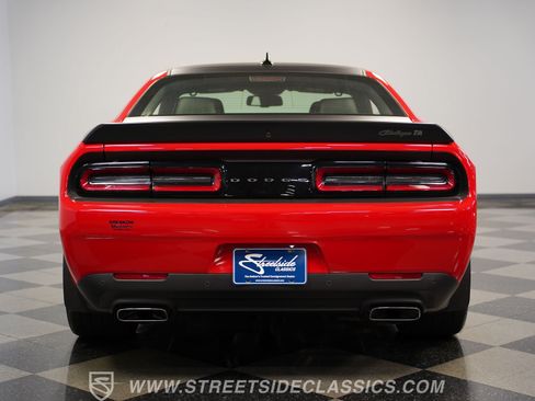 Used 2022 Dodge Challenger R/T Scat Pack RWD image 26