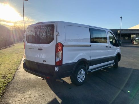 Used 2024 Ford Transit 250 Low Roof w/ Exterior Upgrade Package image 10