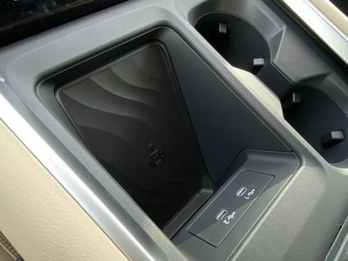 New 2026 Nissan Armada Platinum image 19