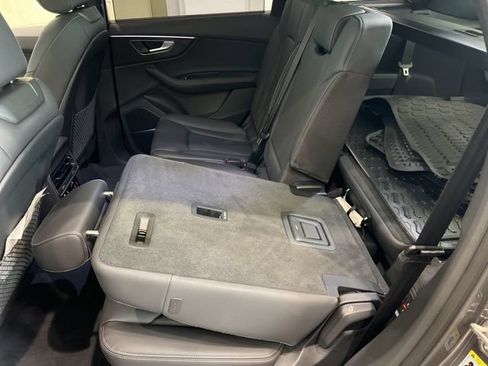 New 2026 Audi Q7 3.0T Premium Plus AWD/4WD image 16