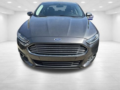 Used 2016 Ford Fusion SE w/ Equipment Group 201A image 5