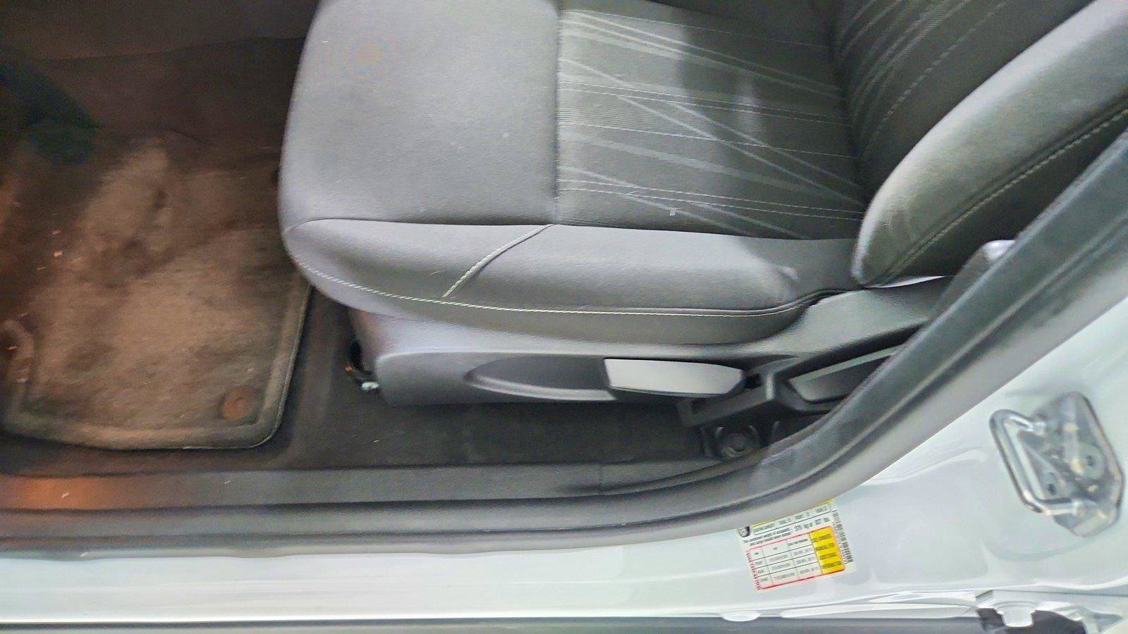 Used 2018 Ford Focus SE FWD image 30