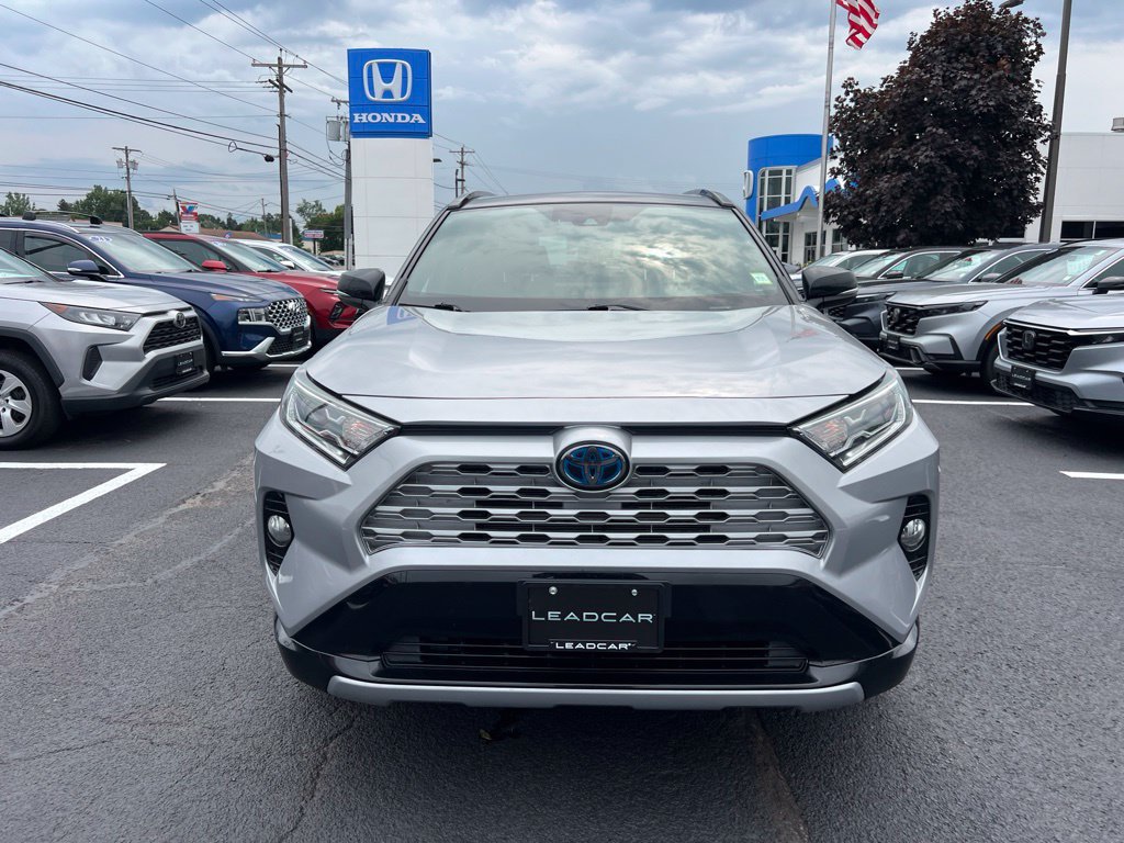 Used 2020 Toyota RAV4 XSE w/ All Weather Liner Package AWD/4WD image 8