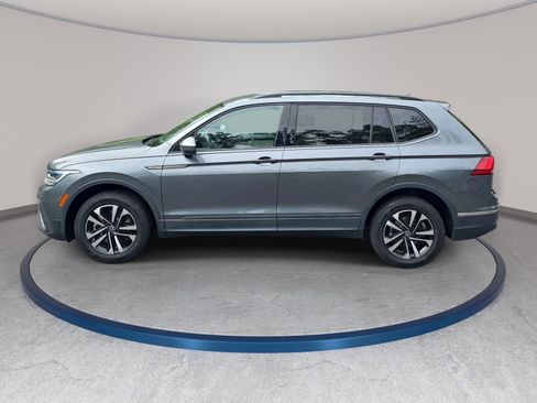 Used 2022 Volkswagen Tiguan S FWD image 8