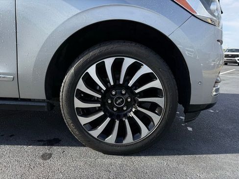 Used 2022 Lincoln Navigator Black Label image 34