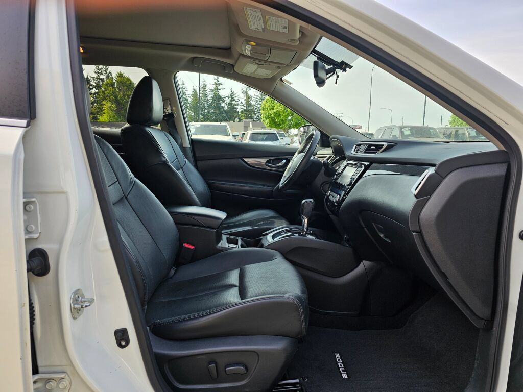 Used 2015 Nissan Rogue SL AWD/4WD image 10