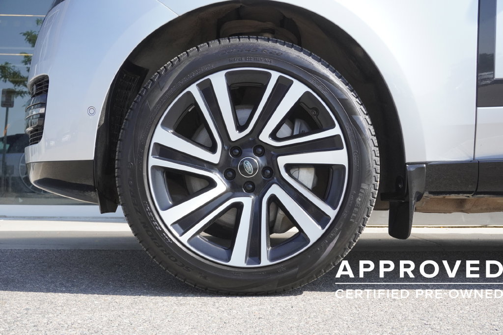 Used 2023 Land Rover Range Rover SE AWD/4WD image 32
