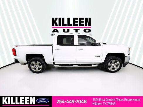 Used 2018 Chevrolet Silverado 1500 LT w/ Texas Edition image 9