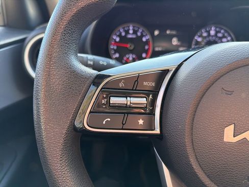 Used 2024 Kia Forte LXS w/ LXS Technology Package image 12