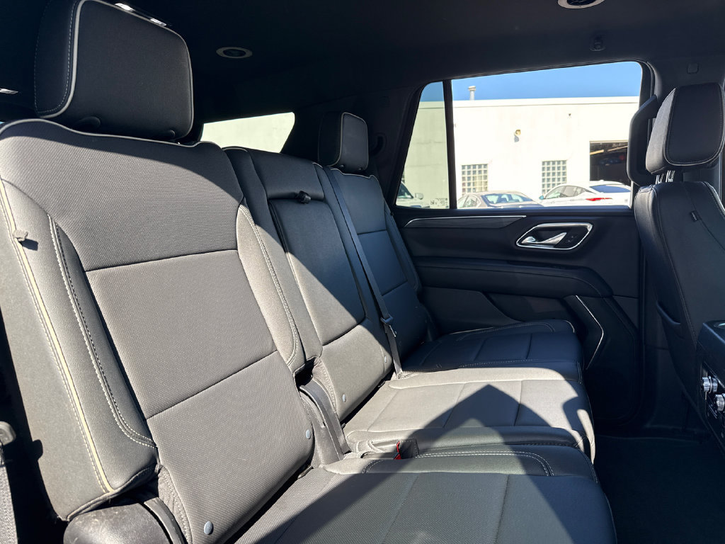Used 2024 GMC Yukon SLT w/ Max Trailering Package AWD/4WD image 34