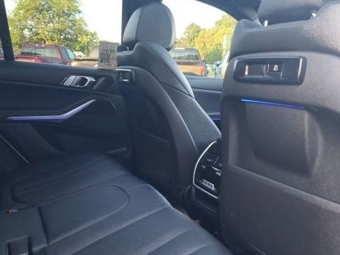 Used 2019 BMW X5 xDrive40i w/ Convenience Package image 17