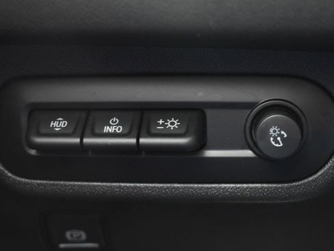 Used 2022 GMC Terrain SLT w/ Tech Package image 20