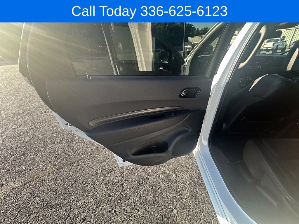 Used 2023 Dodge Durango R/T AWD/4WD image 18