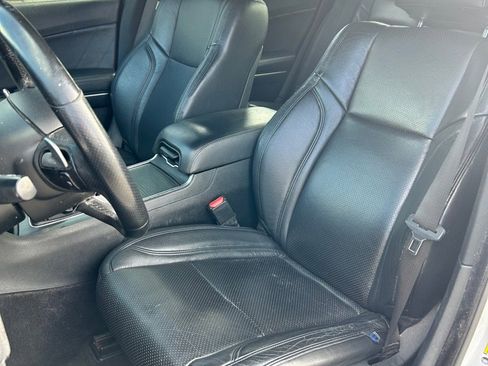 Used 2018 Dodge Charger SXT Plus w/ Beats Audio Group image 9