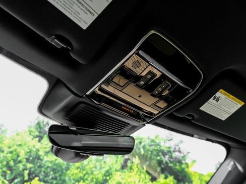 New 2026 Land Rover Range Rover Sport SE AWD/4WD image 30