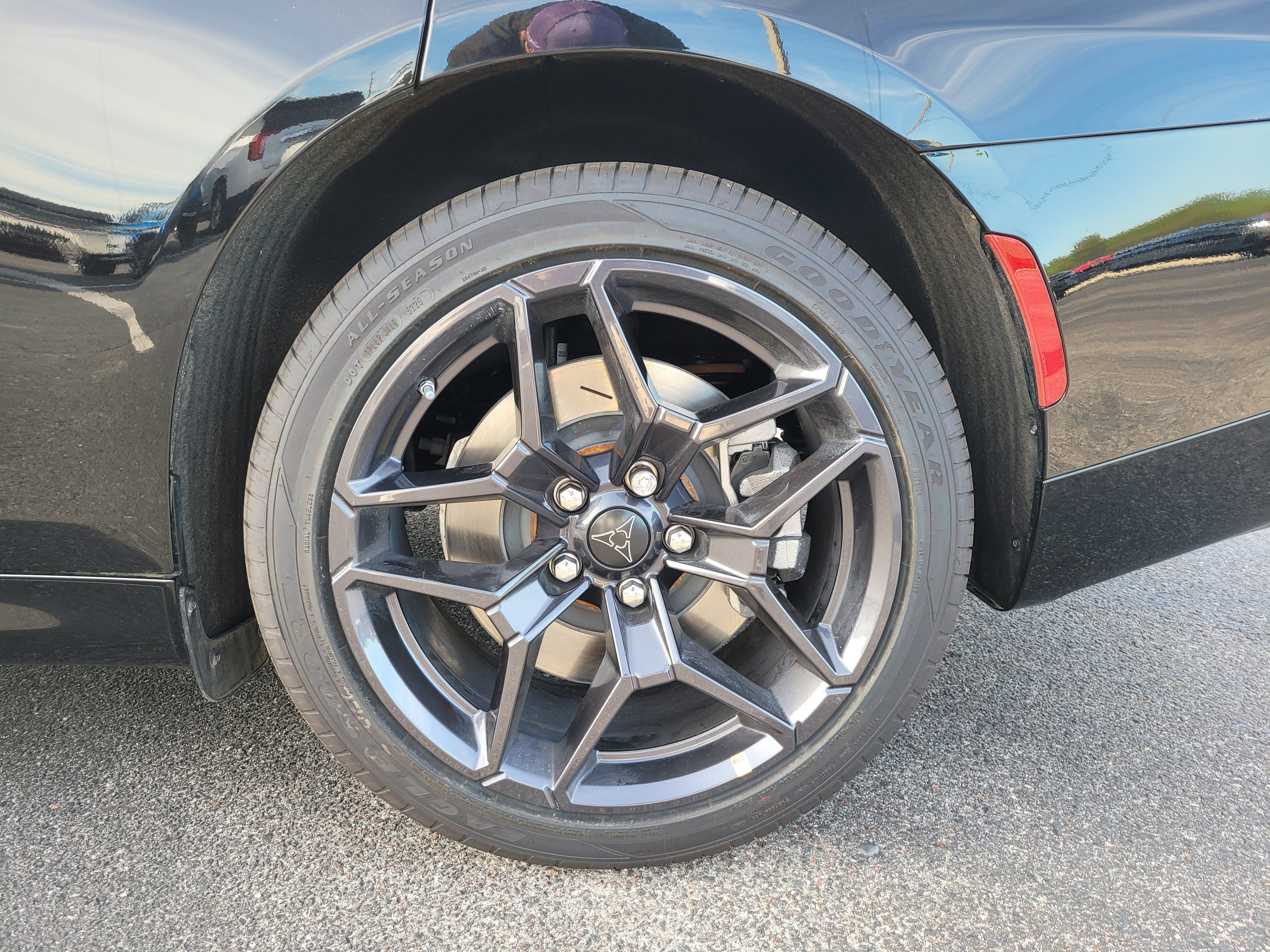 New 2026 Dodge Charger R/T AWD/4WD image 9