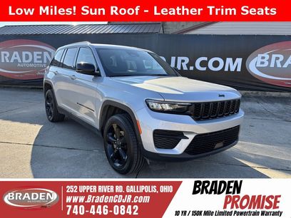 Used 2024 Jeep Grand Cherokee Altitude