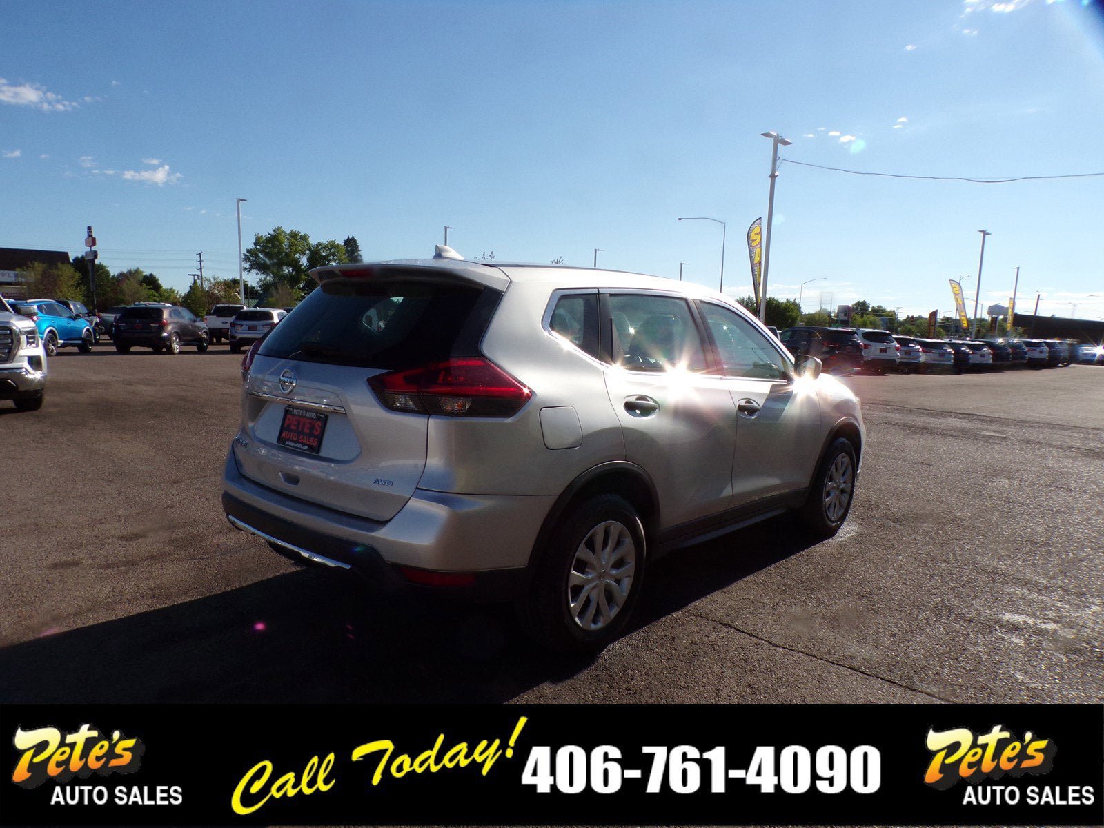 Used 2018 Nissan Rogue S AWD/4WD image 4