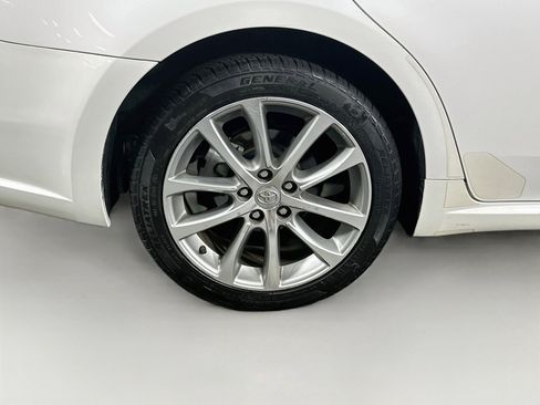 Used 2015 Toyota Avalon XLE Touring FWD image 11