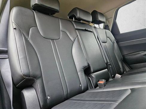 Used 2024 Kia Sorento S image 20