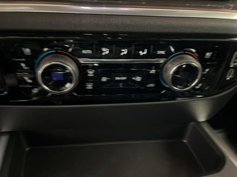 New 2026 Chevrolet Silverado 1500 High Country AWD/4WD image 16