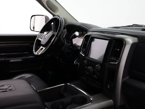 Used 2018 RAM 2500 Laramie w/ Sport Appearance Group AWD/4WD image 37