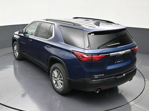 Used 2023 Chevrolet Traverse LT FWD image 14