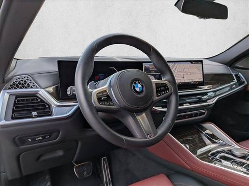 Used 2026 BMW X6 xDrive40i AWD/4WD image 9