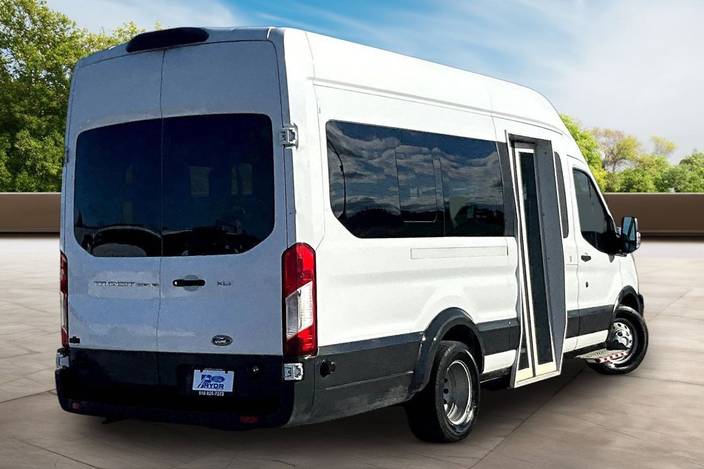 Used 2018 Ford Transit 350 XLT RWD image 2