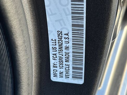 Used 2022 RAM 1500 Laramie AWD/4WD image 27