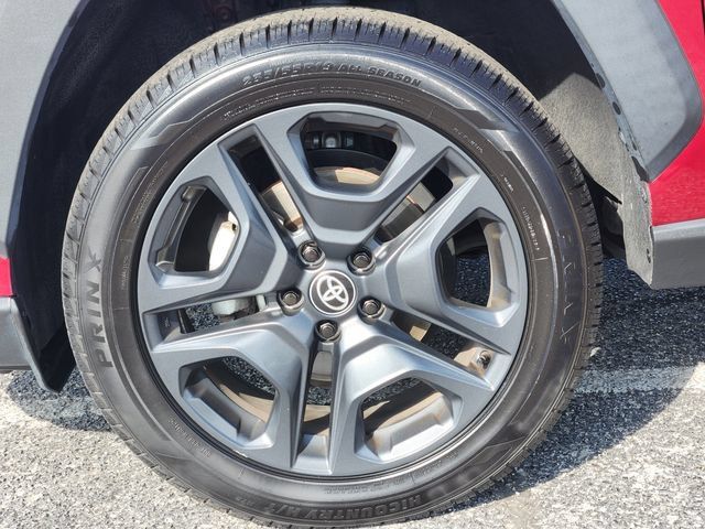 Certified 2024 Toyota RAV4 Adventure AWD/4WD image 9